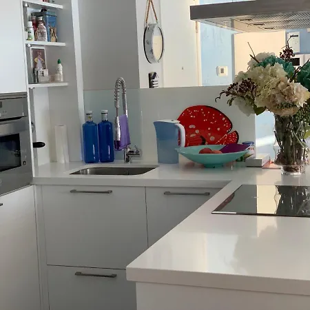 Apartamento Vistas Al Mar Y En El Paseo Maritimo De Aldán